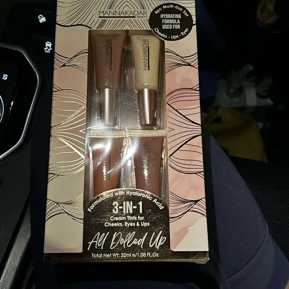 Manna Kadar Beauty 3-IN- 1 Cream Tints for Cheeks, Eyes & Lips. Set of 4. NEW